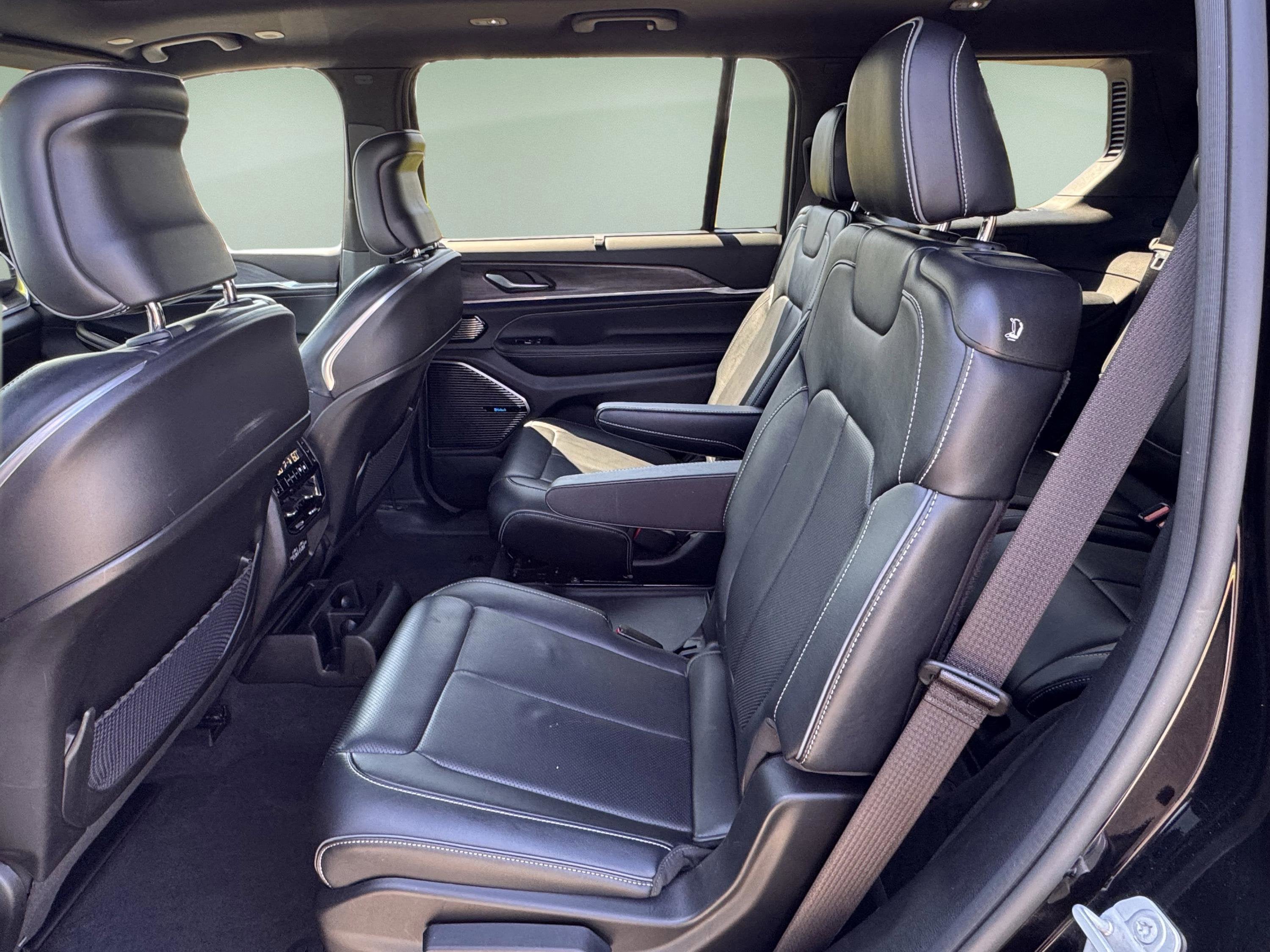 2022 Jeep Grand Cherokee L Overland