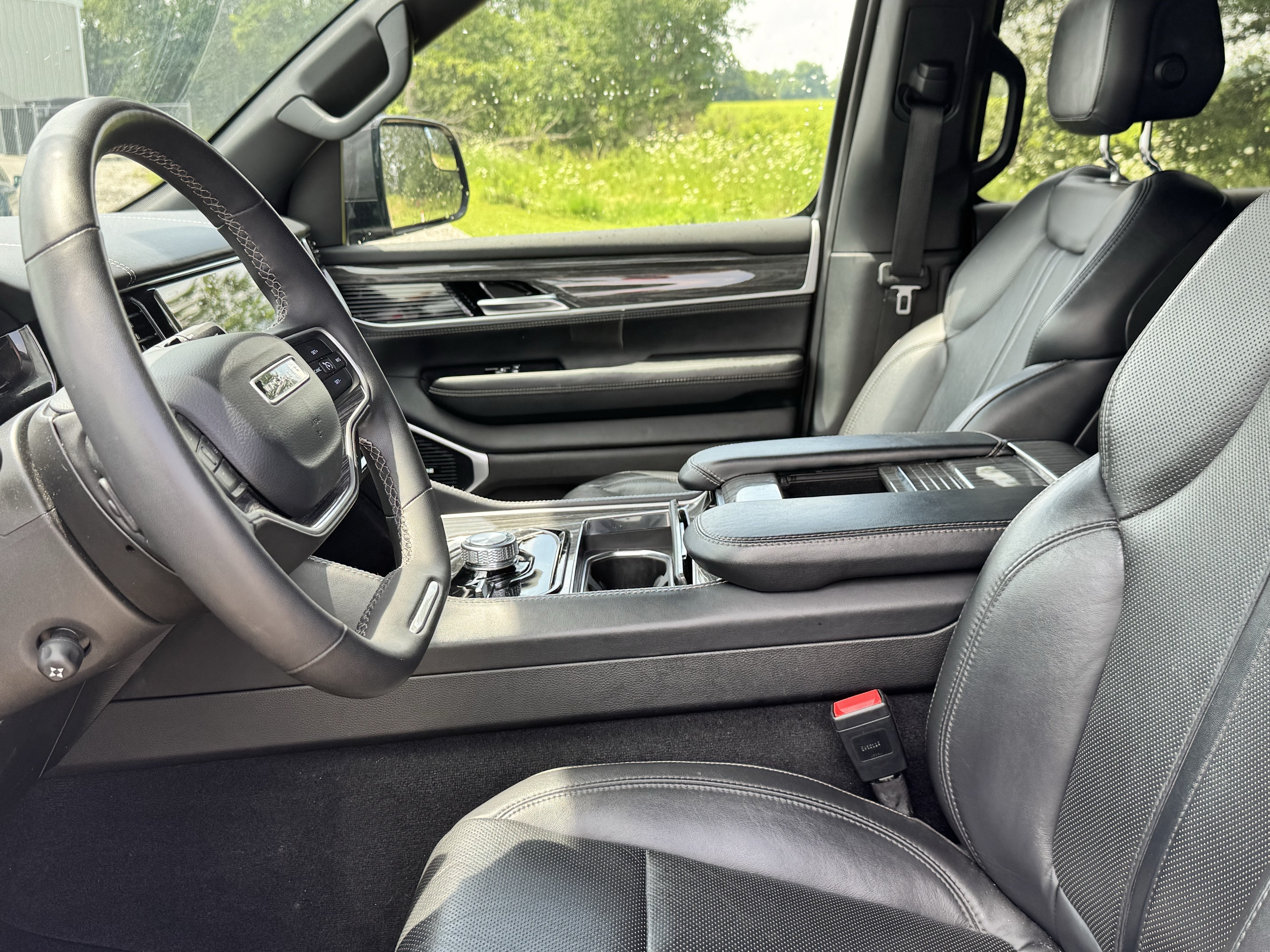 2022 Jeep Wagoneer Series II