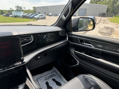 2022 Jeep Wagoneer Series II