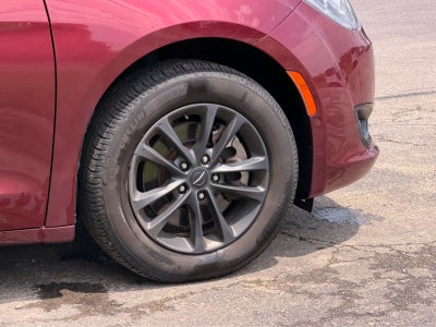 2020 Chrysler Pacifica Launch Edition