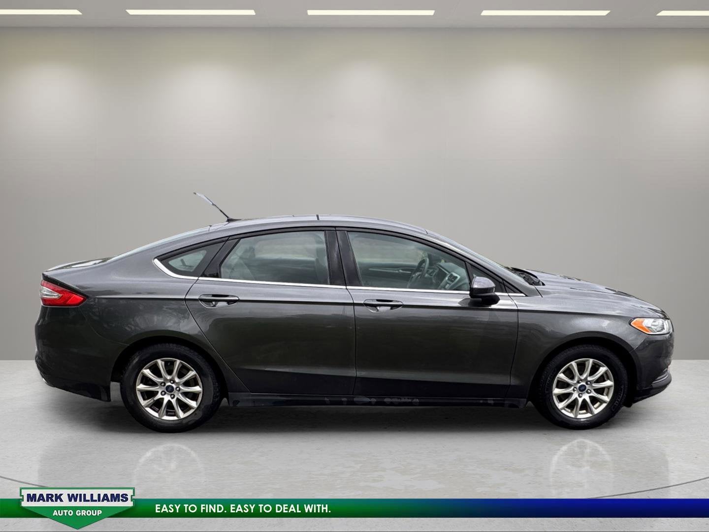 2016 Ford Fusion S