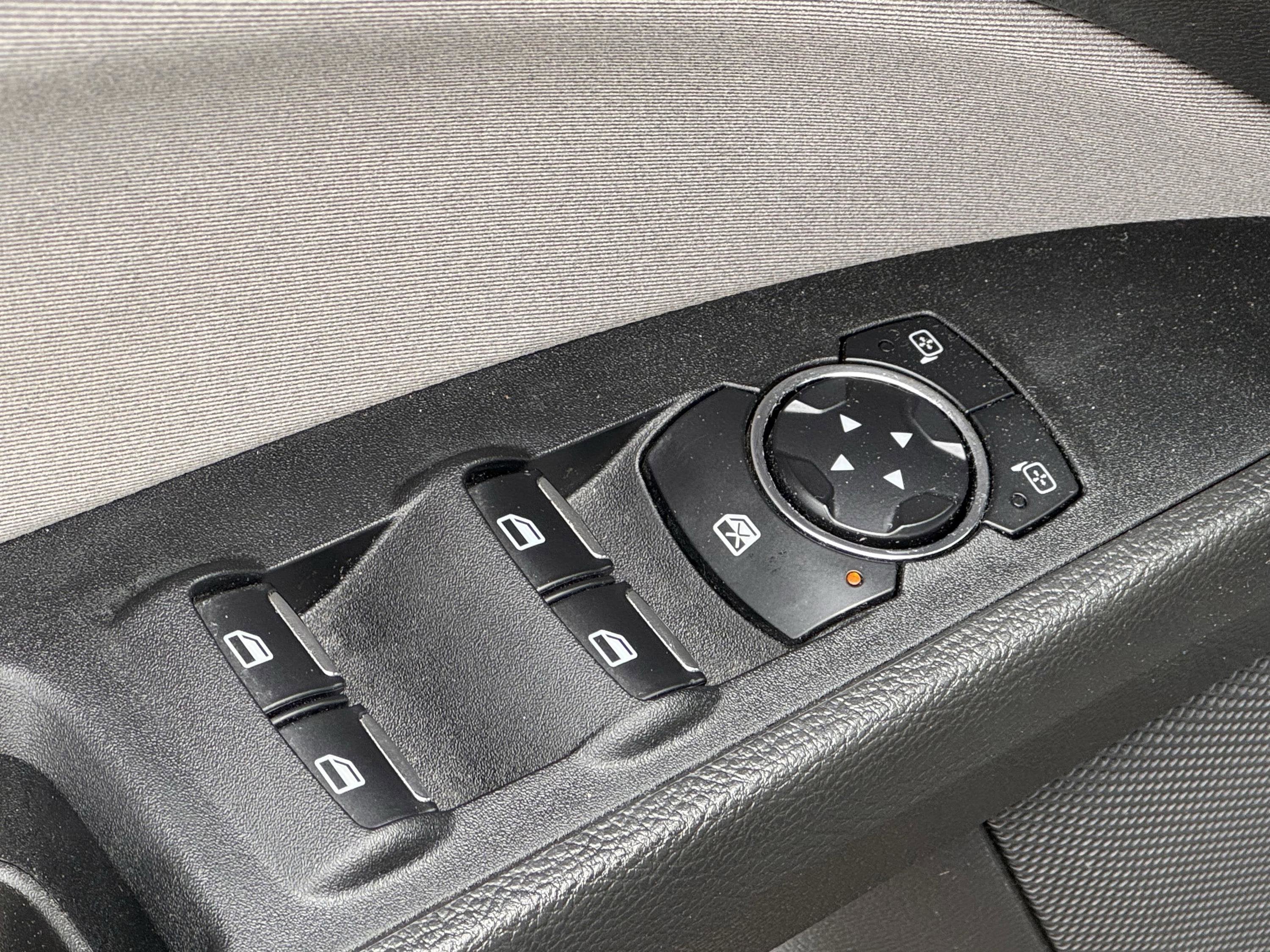 2016 Ford Fusion S