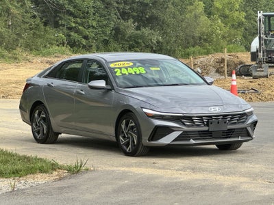 2025 Hyundai Elantra SEL Convenience