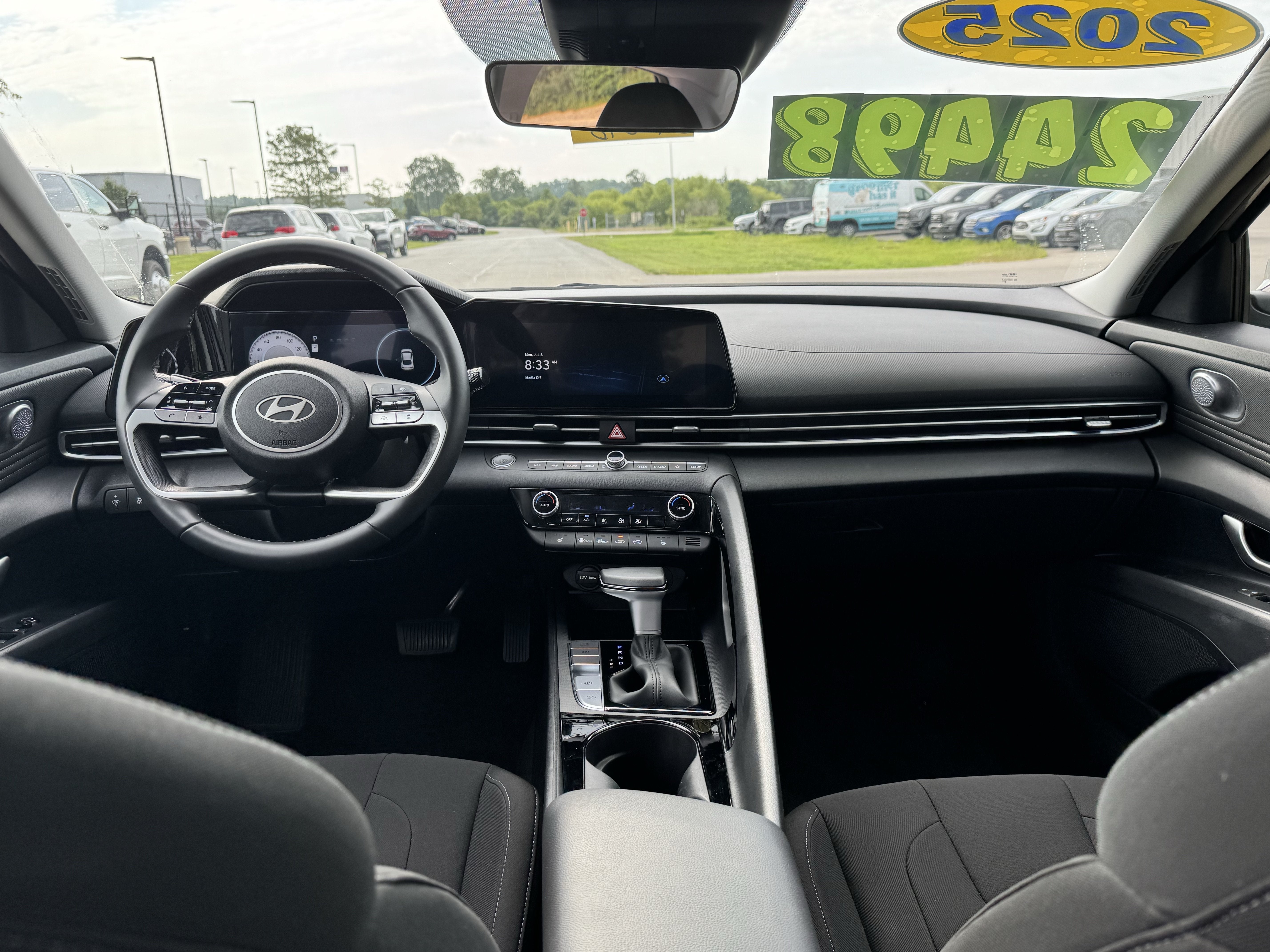 2025 Hyundai Elantra SEL Convenience