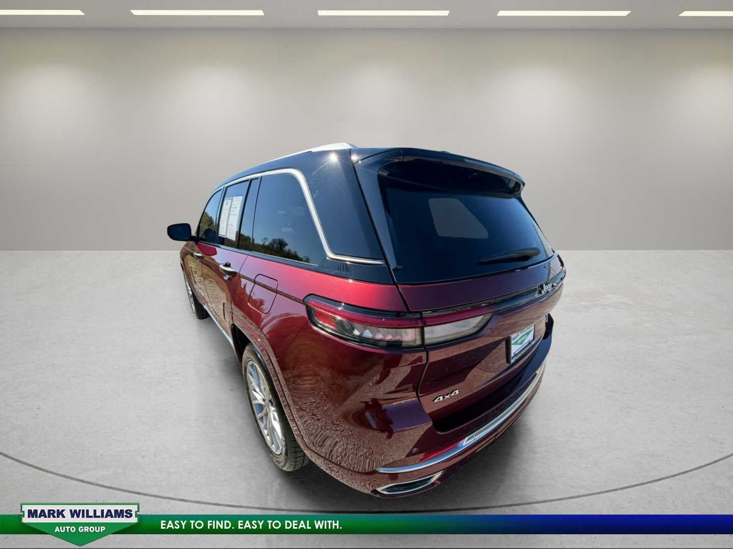 2022 Jeep Grand Cherokee Summit