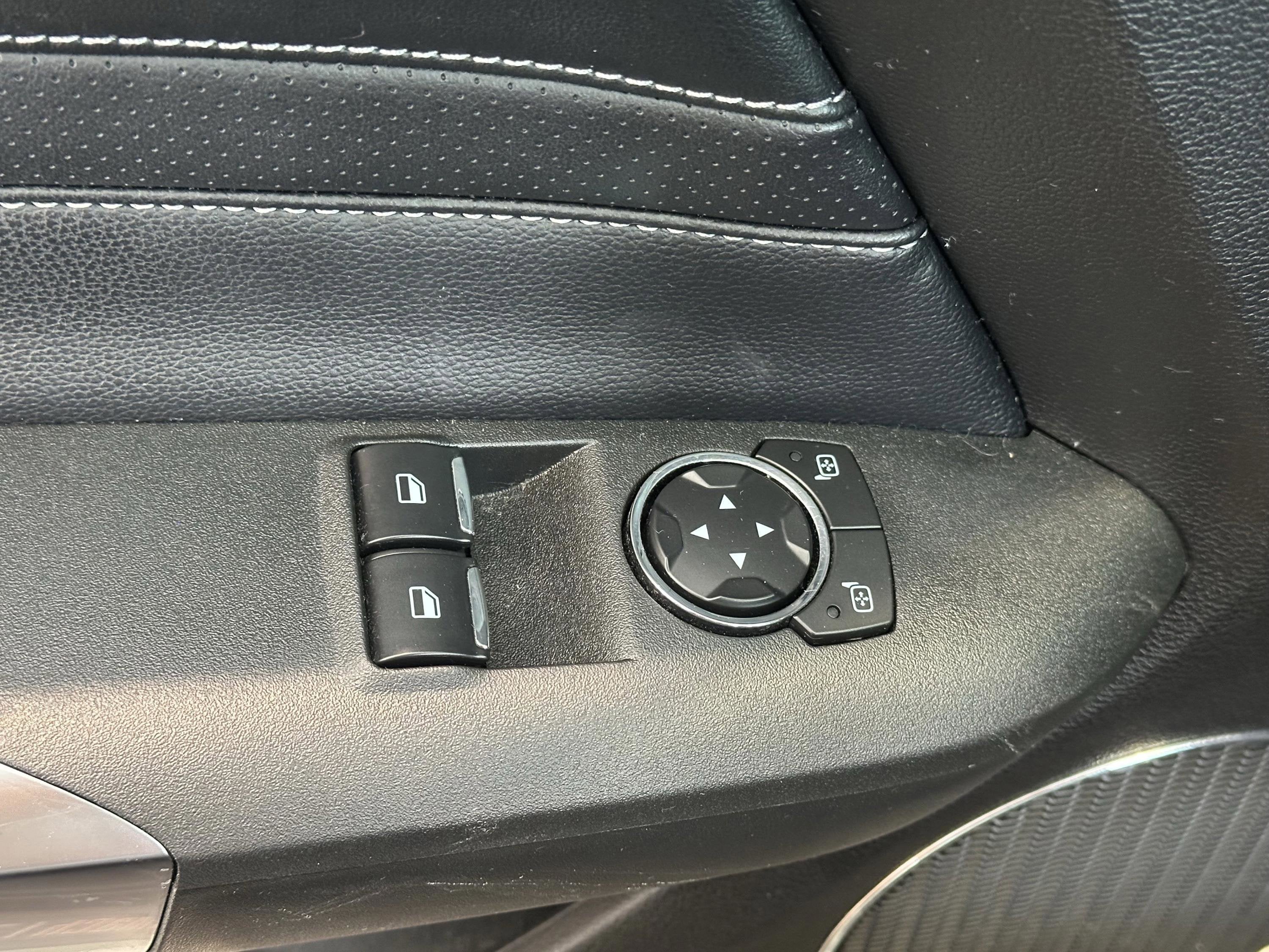 2022 Ford Mustang Mach 1