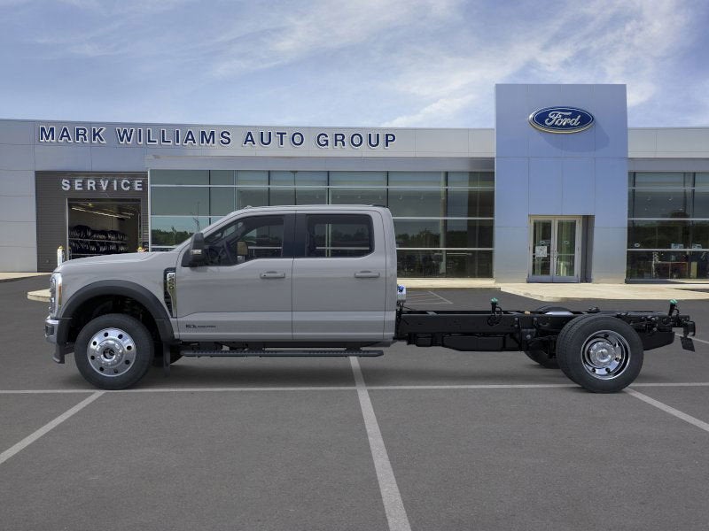 2026 Ford F-450SD Lariat DRW