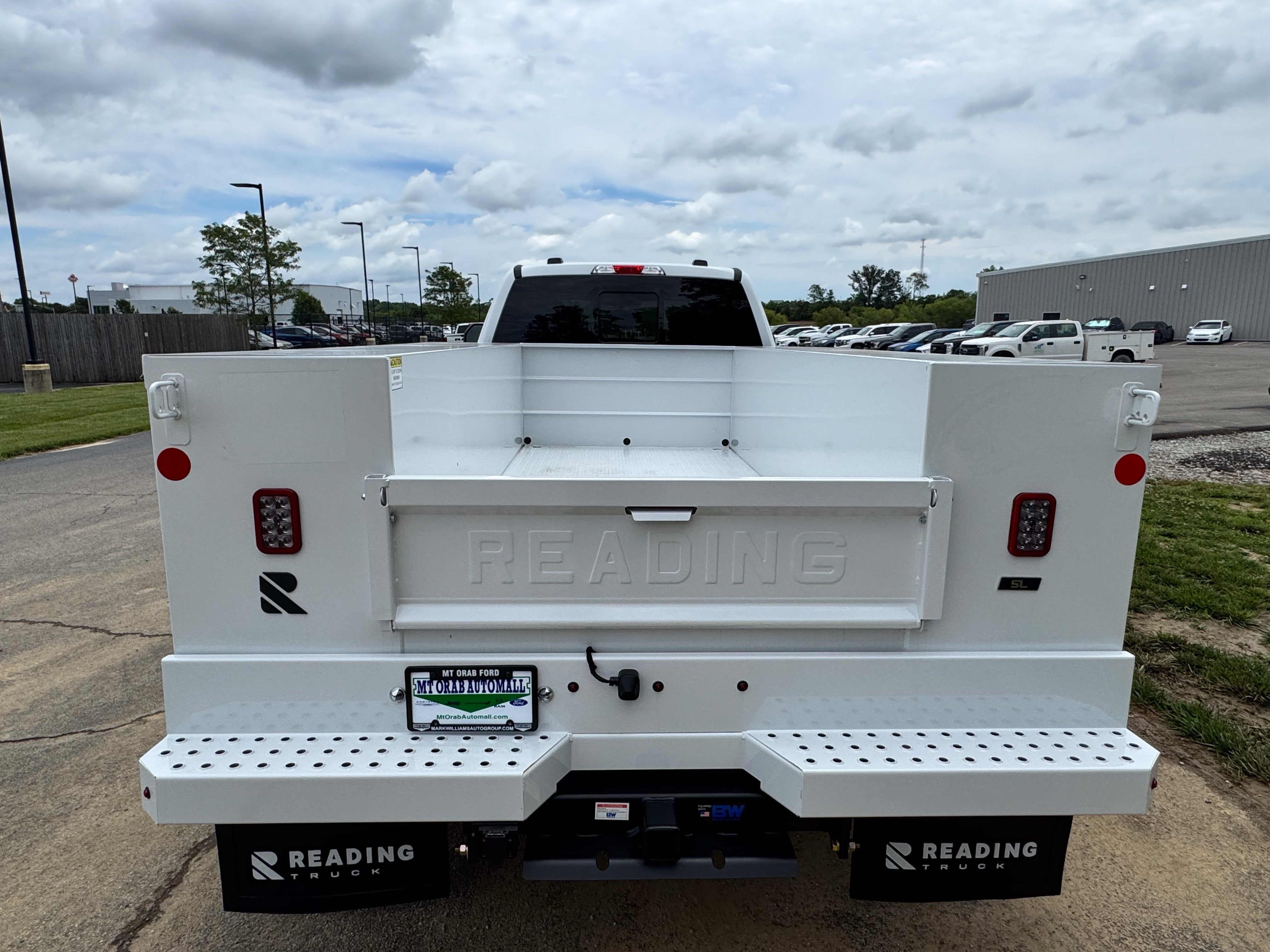 2026 Ford Super Duty F-350 DRW Chassis Cab XL