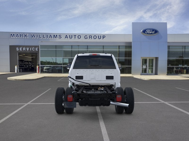 2026 Ford Super Duty F-350 DRW Chassis Cab XL