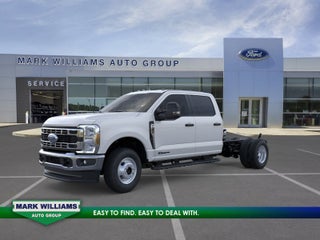 2026 Ford Super Duty F-350 DRW Chassis Cab XL