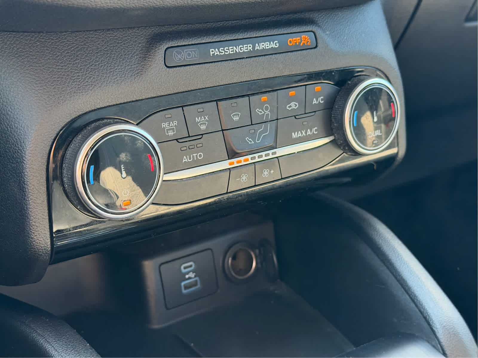 2022 Ford Escape SE Hybrid