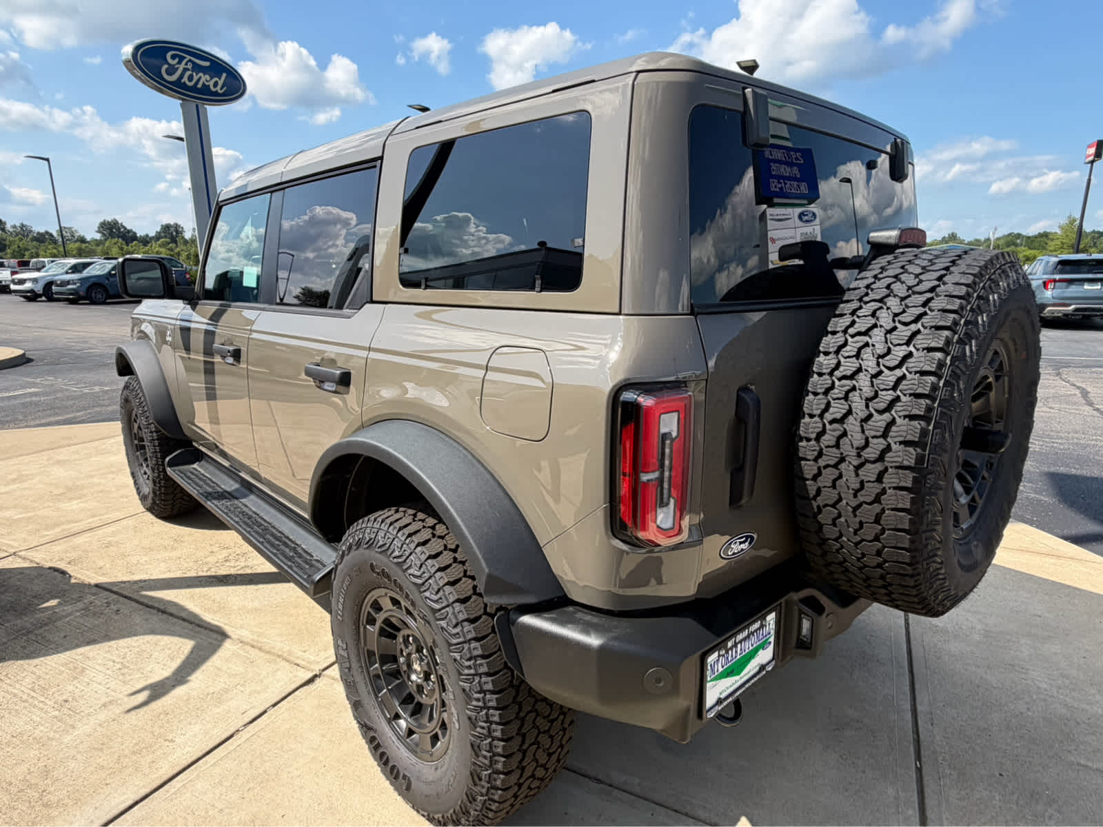 2026 Ford Bronco Outer Banks