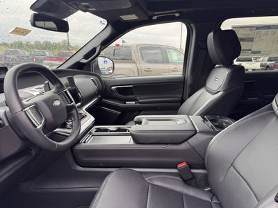 2026 Ford Expedition Platinum