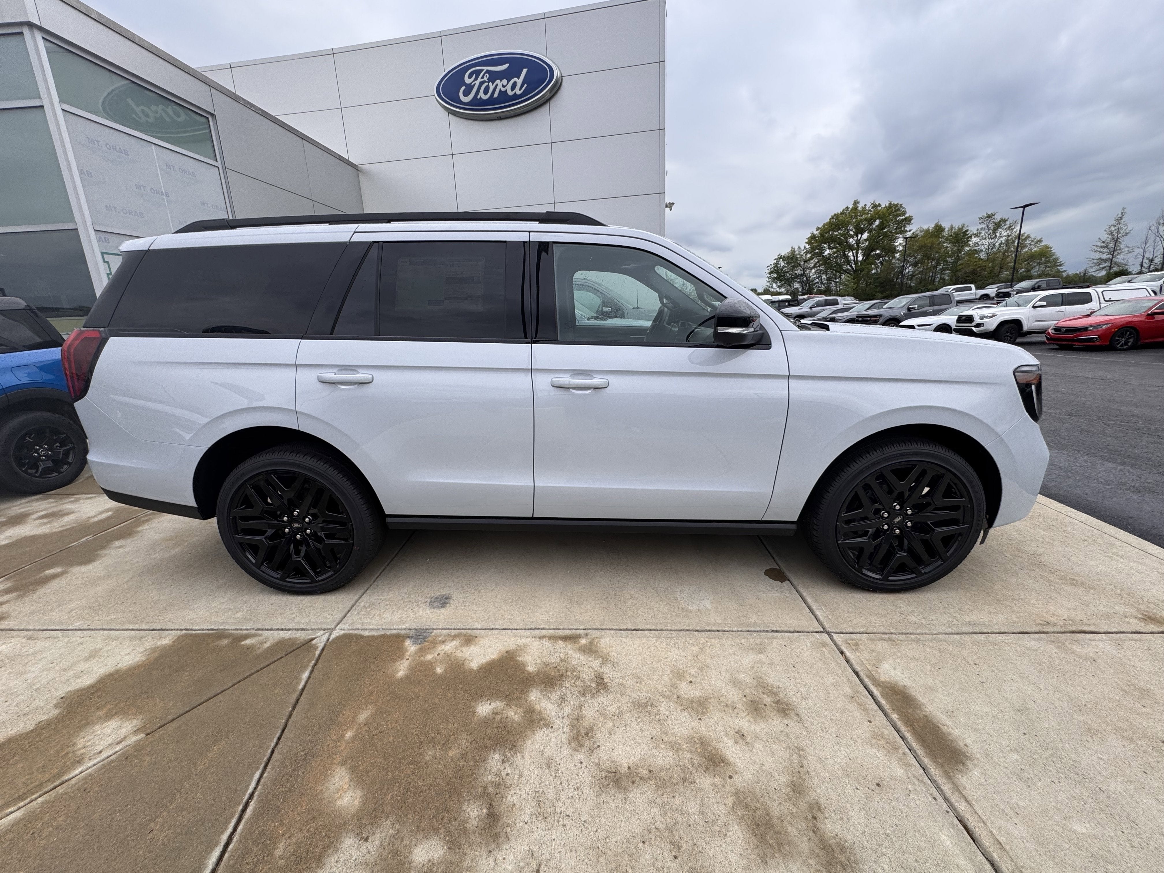2026 Ford Expedition Platinum
