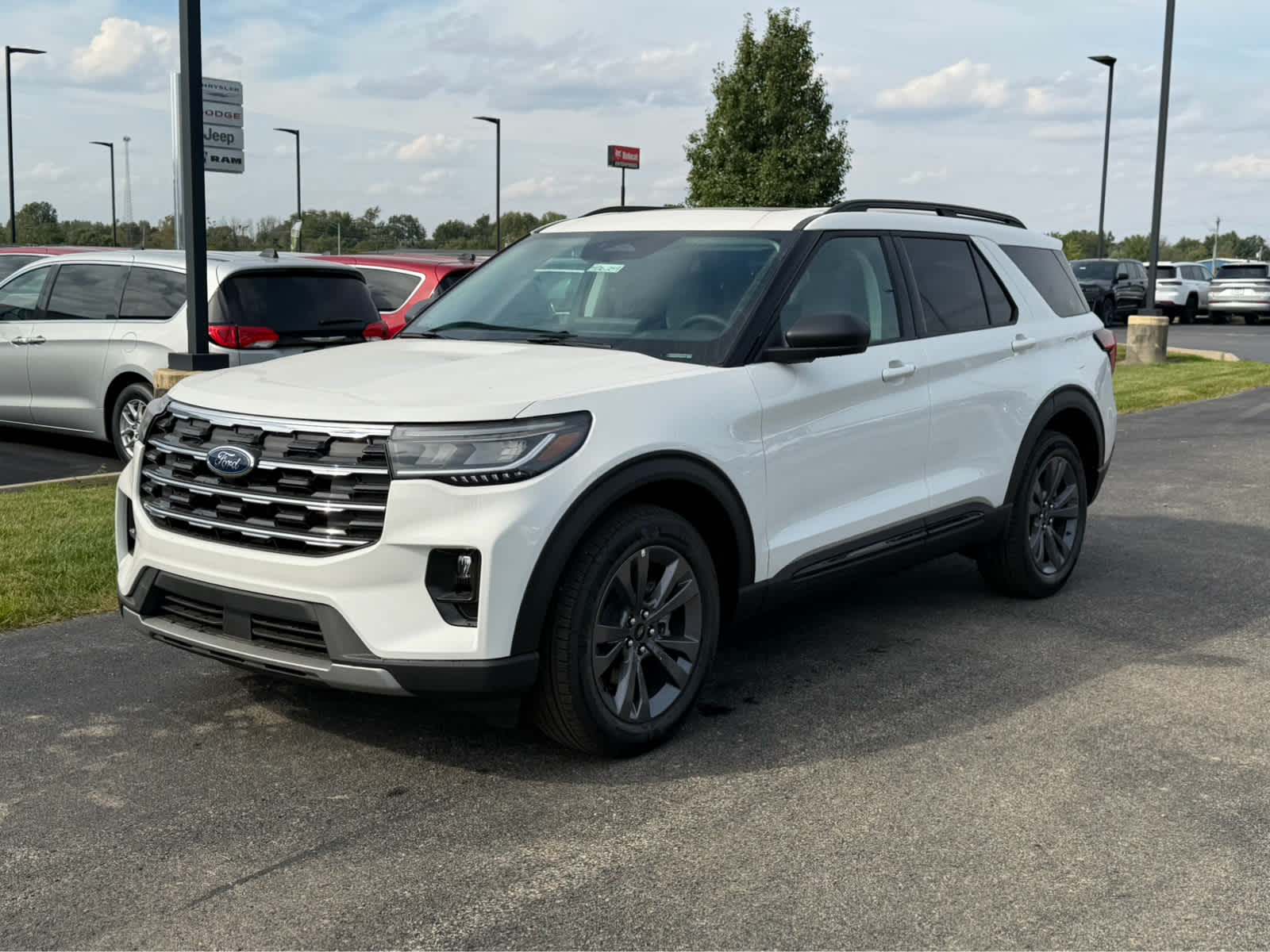 2026 Ford Explorer Active w/200A Pkg