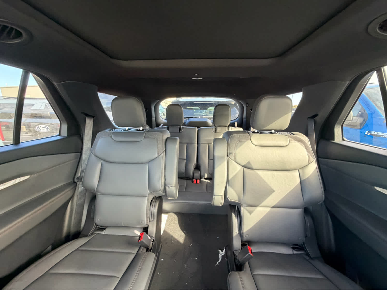 2027 Ford Explorer Active w/200A Pkg