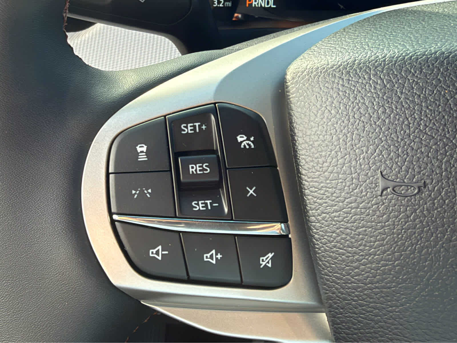 2027 Ford Explorer Active w/200A Pkg