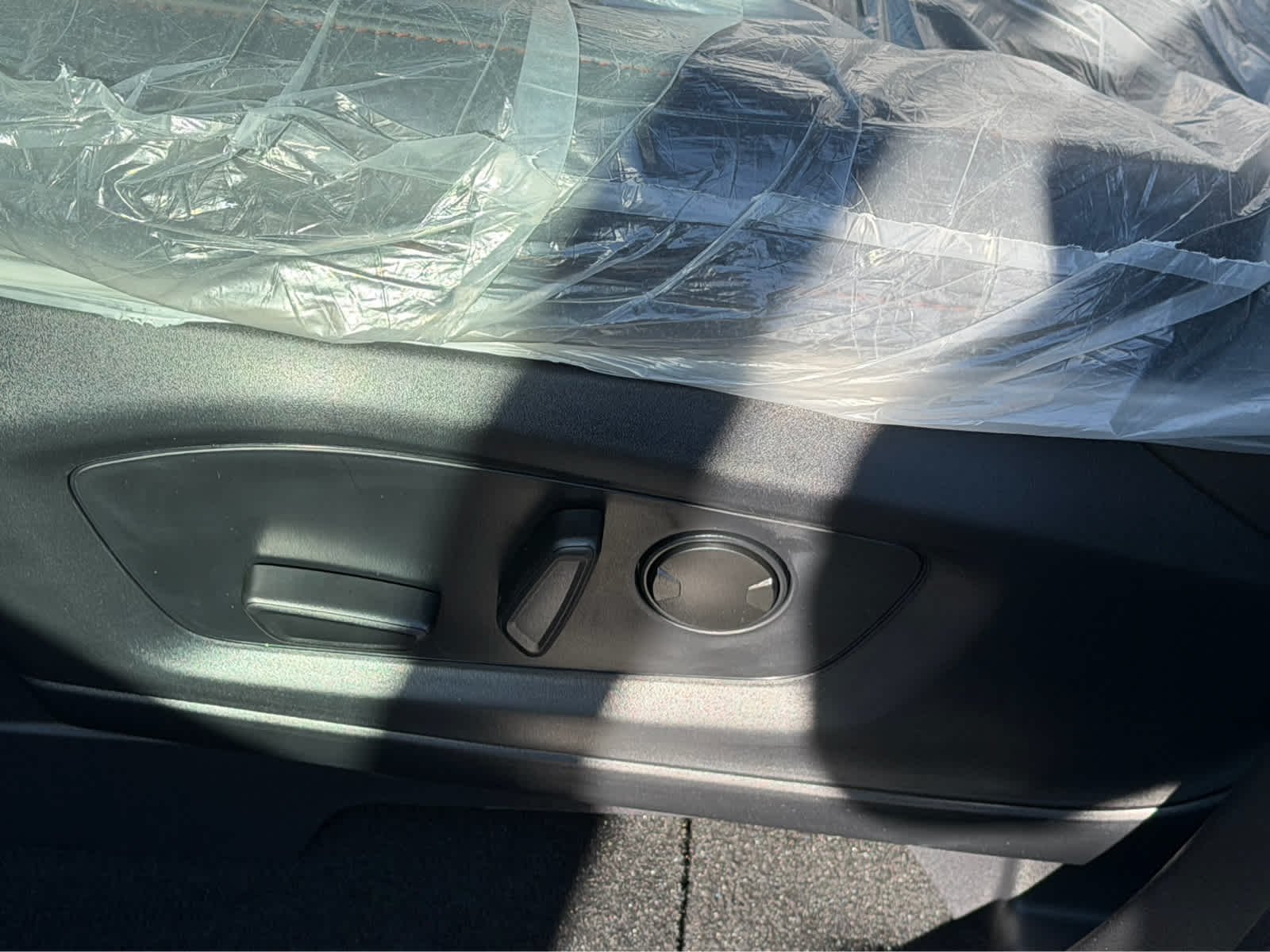 2027 Ford Explorer Active w/200A Pkg