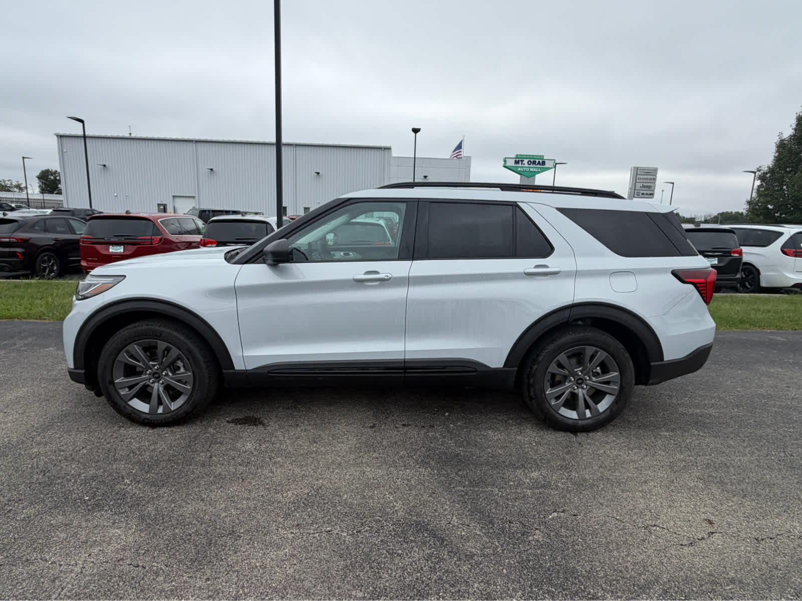2026 Ford Explorer Active w/200A Pkg