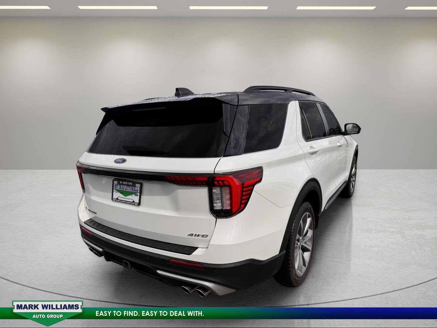 2025 Ford Explorer Platinum