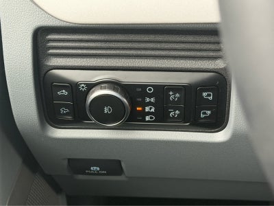 2027 Ford Super Duty F-250 SRW XLT