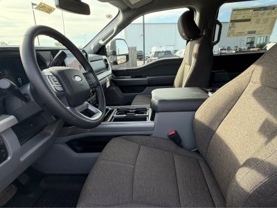 2027 Ford Super Duty F-250 SRW XLT