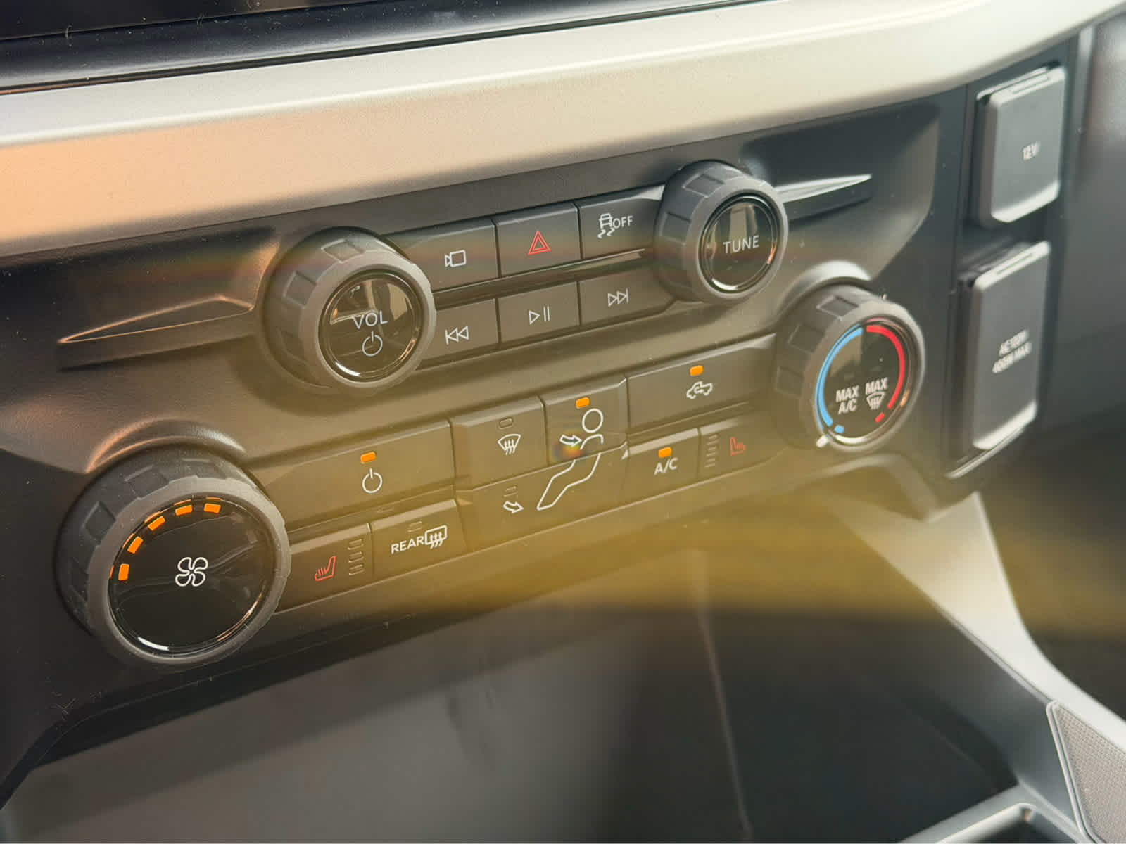 2027 Ford Super Duty F-250 SRW XLT