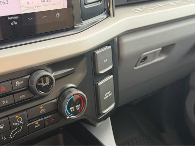 2027 Ford Super Duty F-250 SRW XLT