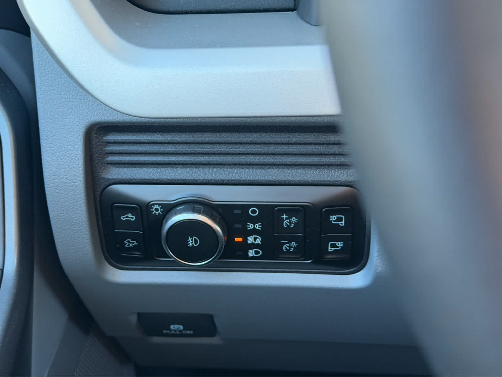 2027 Ford Super Duty F-250 SRW XLT