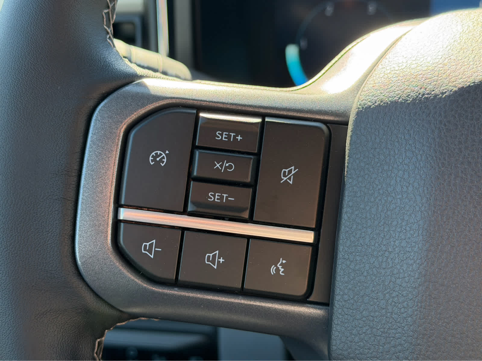 2027 Ford Super Duty F-250 SRW XLT