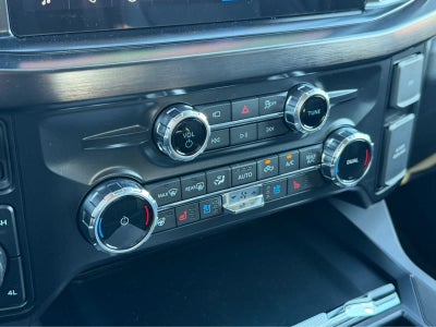 2027 Ford Super Duty F-350 DRW LARIAT