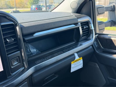 2027 Ford Super Duty F-350 DRW LARIAT