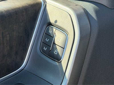 2027 Ford Super Duty F-350 DRW LARIAT