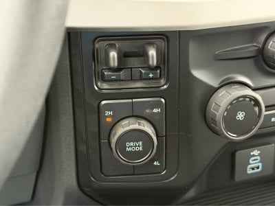 2027 Ford Super Duty F-350 DRW XL