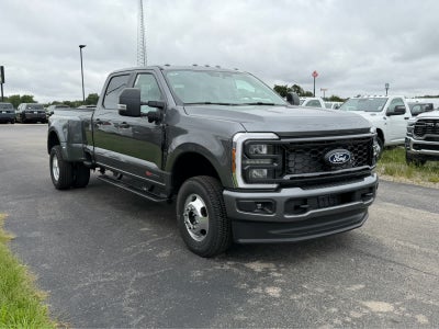 2027 Ford Super Duty F-350 DRW XL