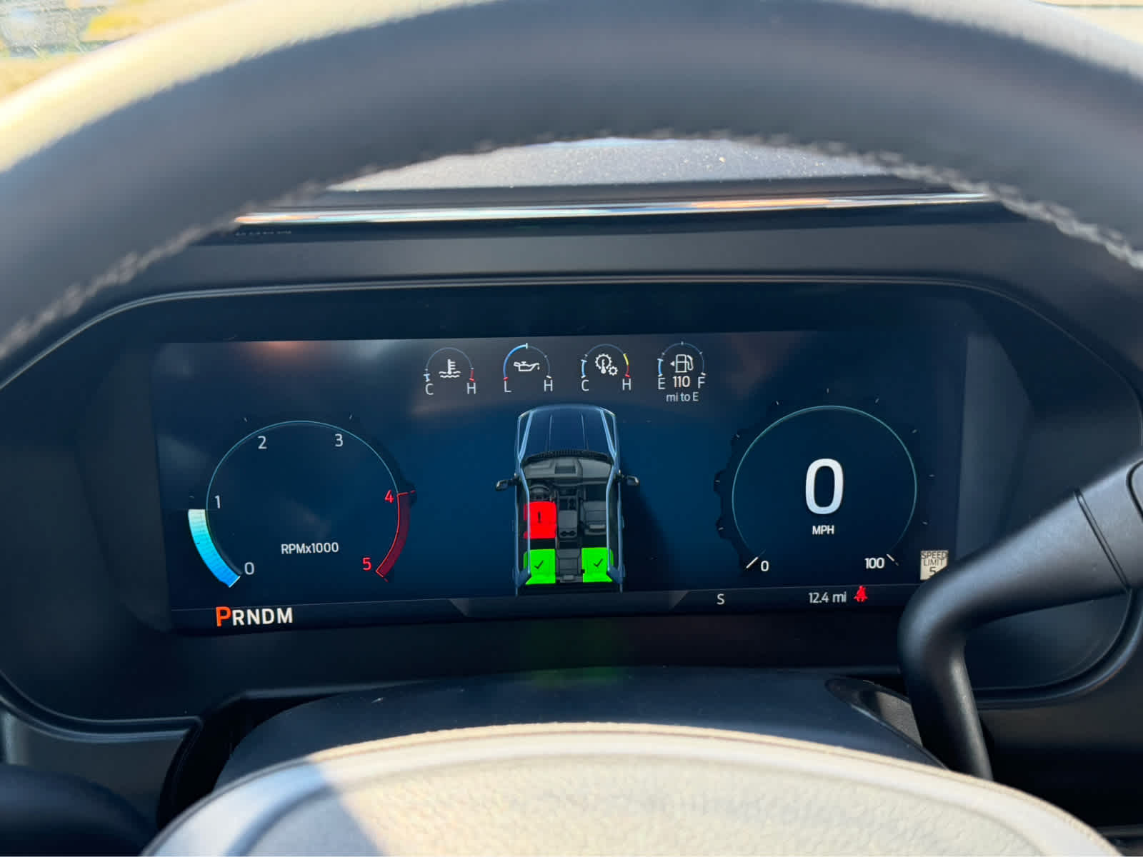 2027 Ford Super Duty F-350 DRW LARIAT
