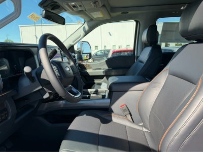 2027 Ford Super Duty F-350 DRW LARIAT