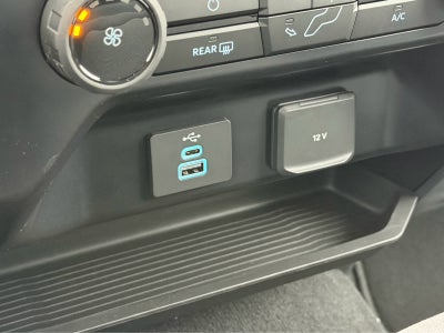 2027 Ford Super Duty F-350 DRW XL