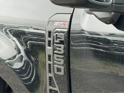 2027 Ford Super Duty F-350 DRW XL