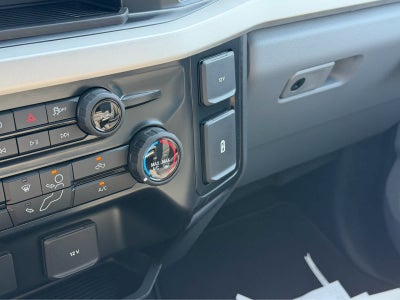 2027 Ford Super Duty F-350 DRW XL