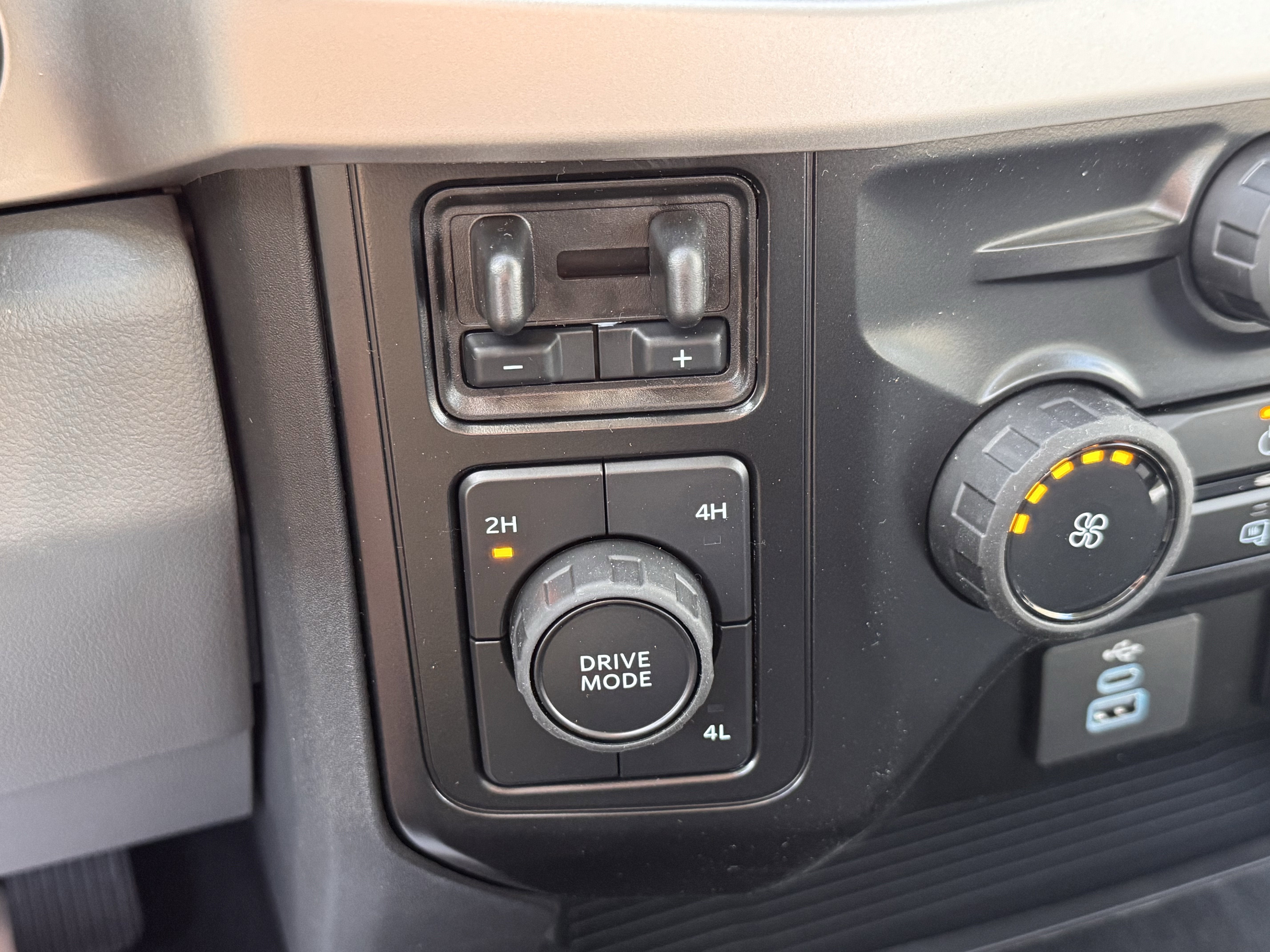 2026 Ford F-350SD DRW