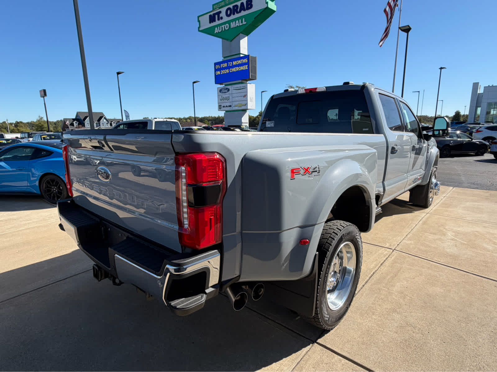 2026 Ford Super Duty F-450 DRW LARIAT