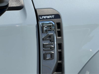 2026 Ford Super Duty F-450 DRW LARIAT