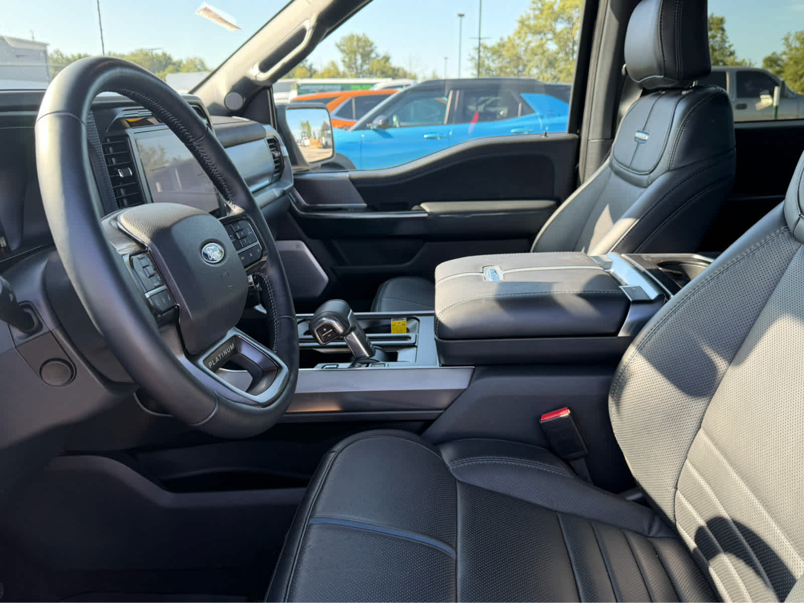 2025 Ford F-150 Platinum