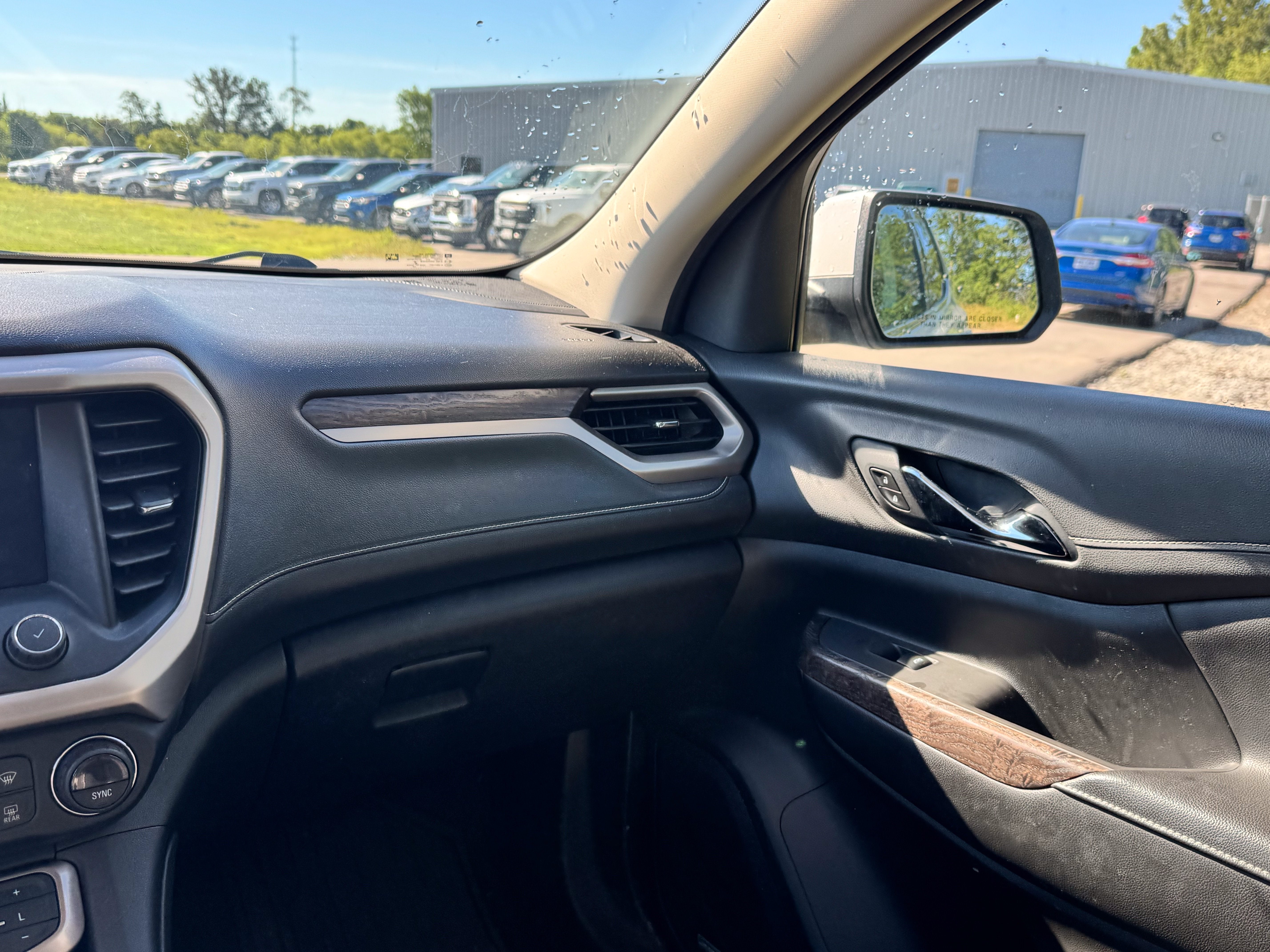 2020 GMC Acadia Denali