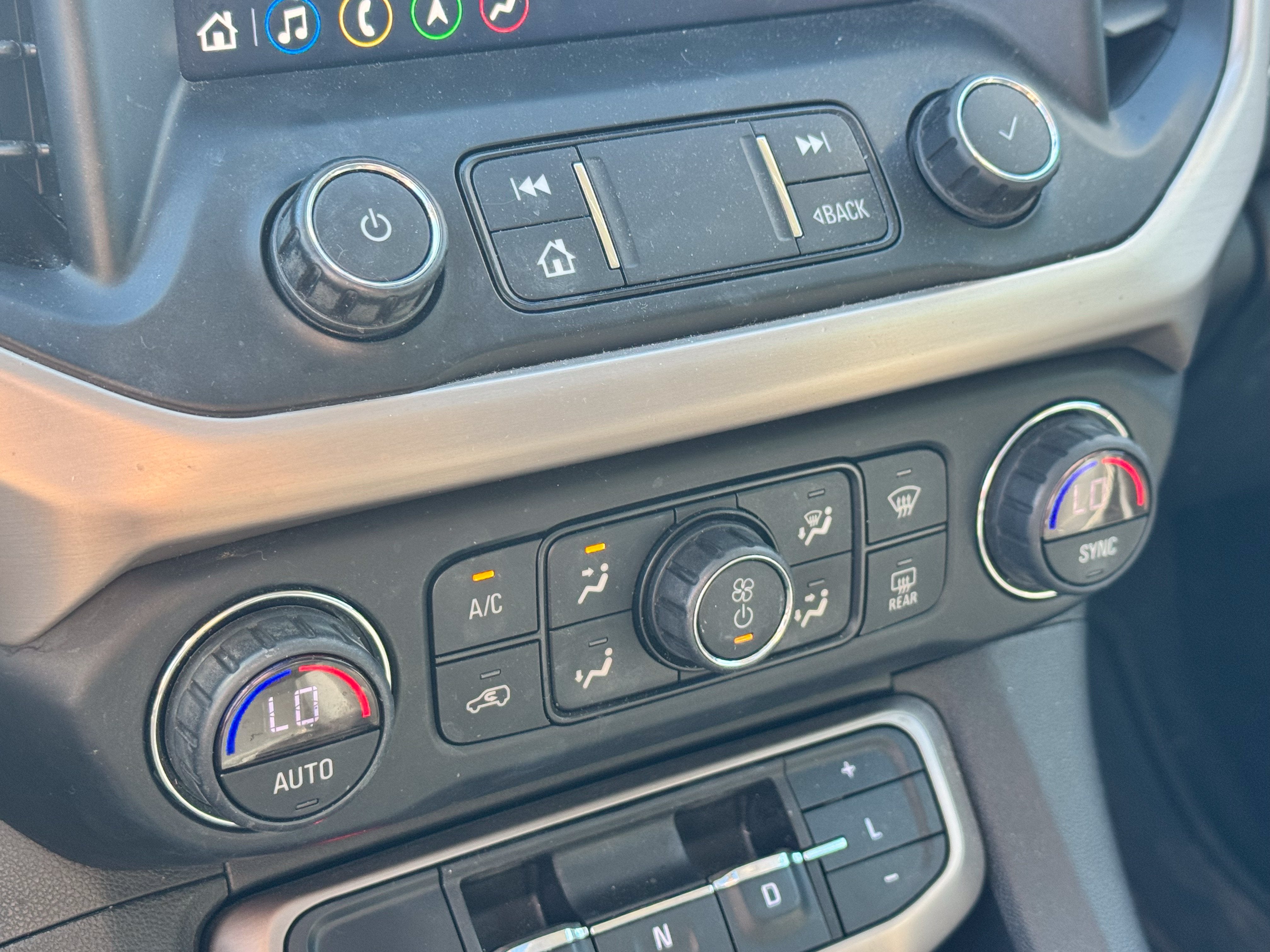 2020 GMC Acadia Denali