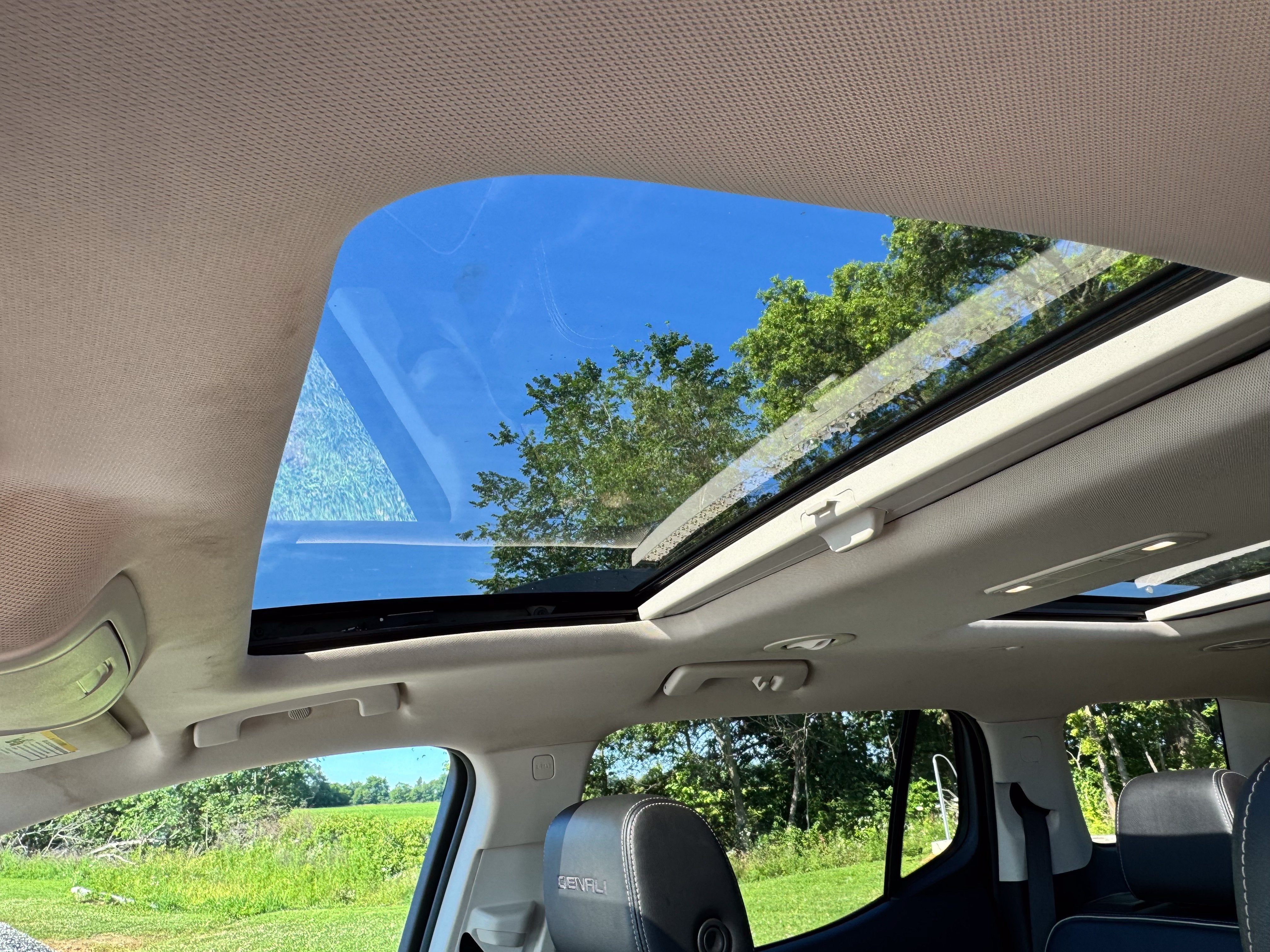 2020 GMC Acadia Denali