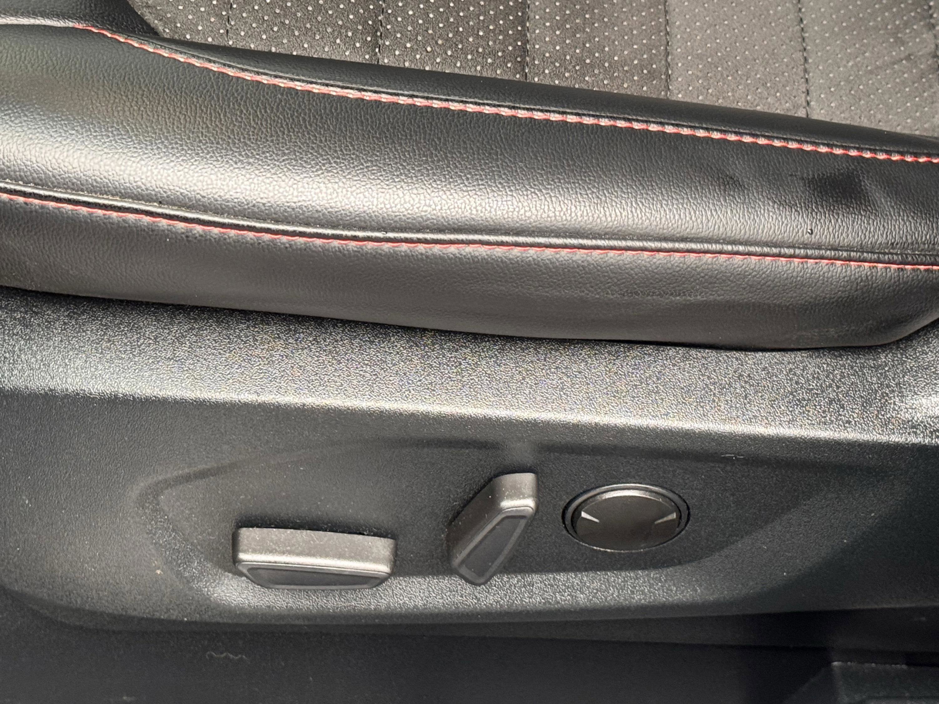 2020 Ford Edge ST Line