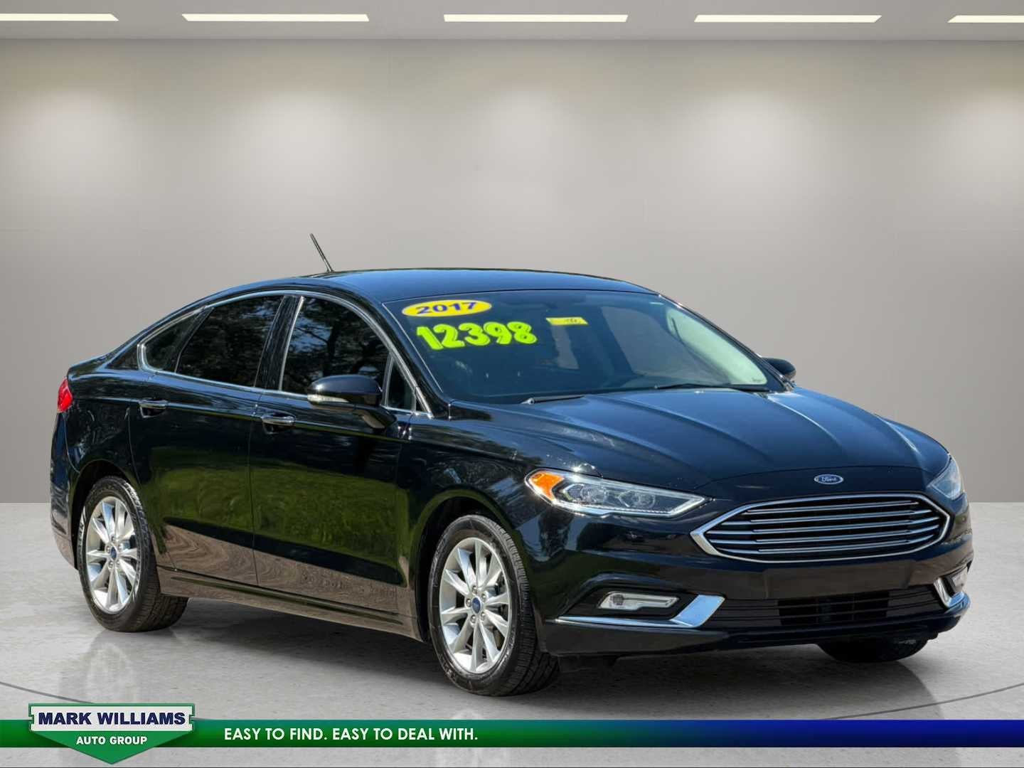Used 2017 Ford Fusion SE with VIN 3FA6P0HD2HR393787 for sale in Mount Orab, OH