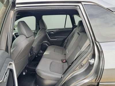 2023 Toyota RAV4 Hybrid SE